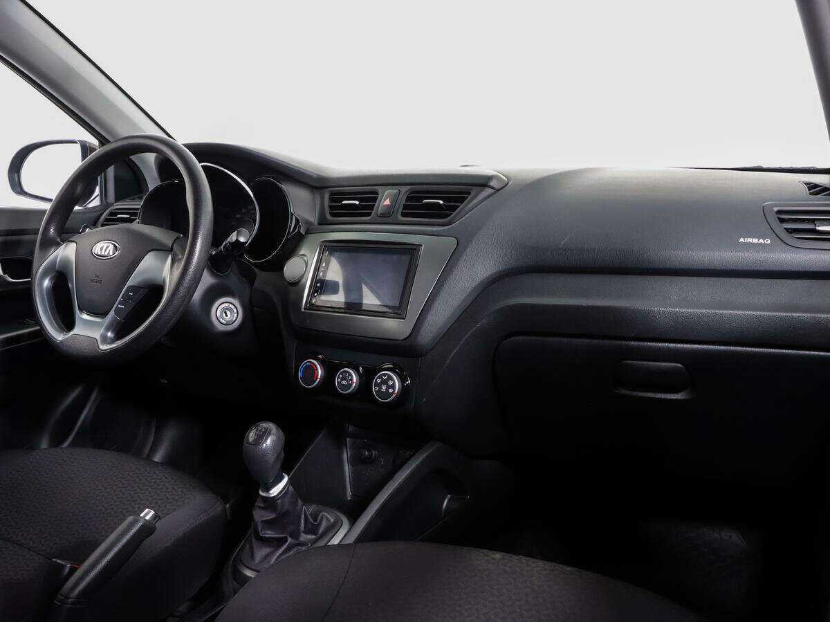 Kia Rio с пробегом — 2016 год. Фото: #8