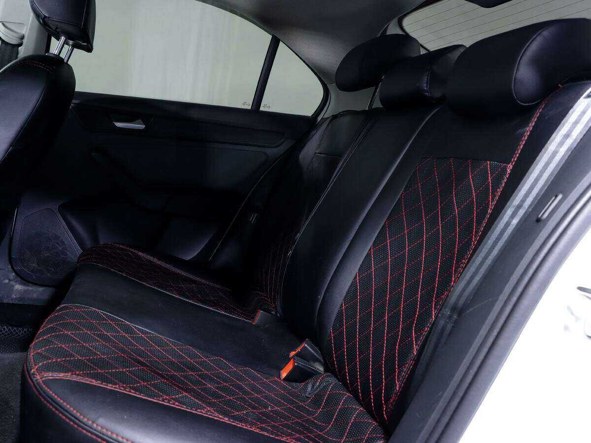 Volkswagen Polo с пробегом — 2020 год. Фото: #10