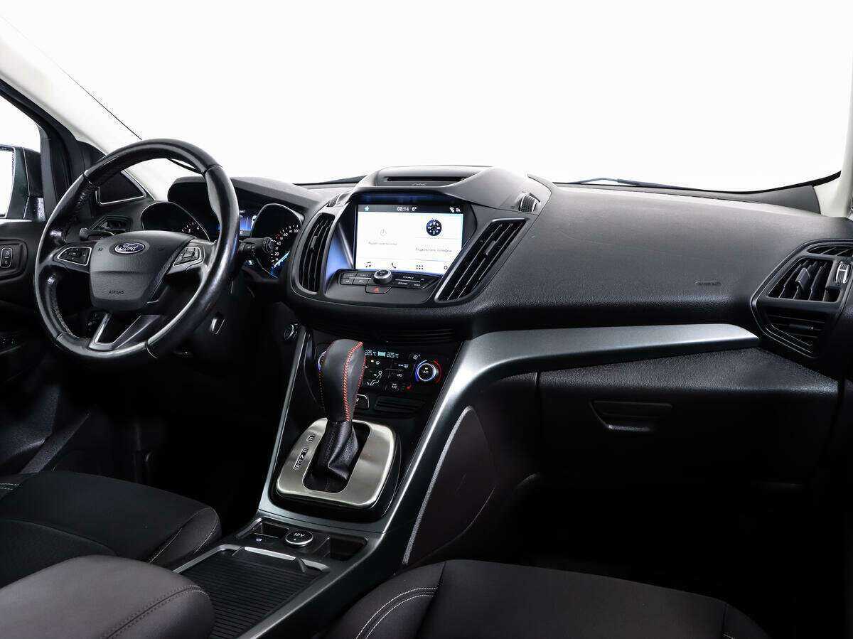 Ford Kuga с пробегом — 2017 год. Фото: #6