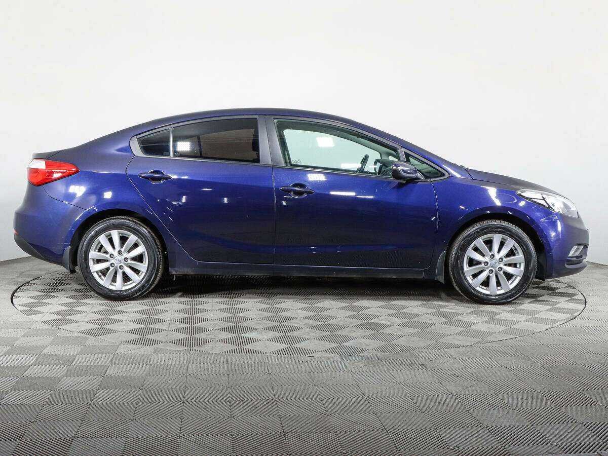 Kia Cerato с пробегом — 2016 год. Фото: #3