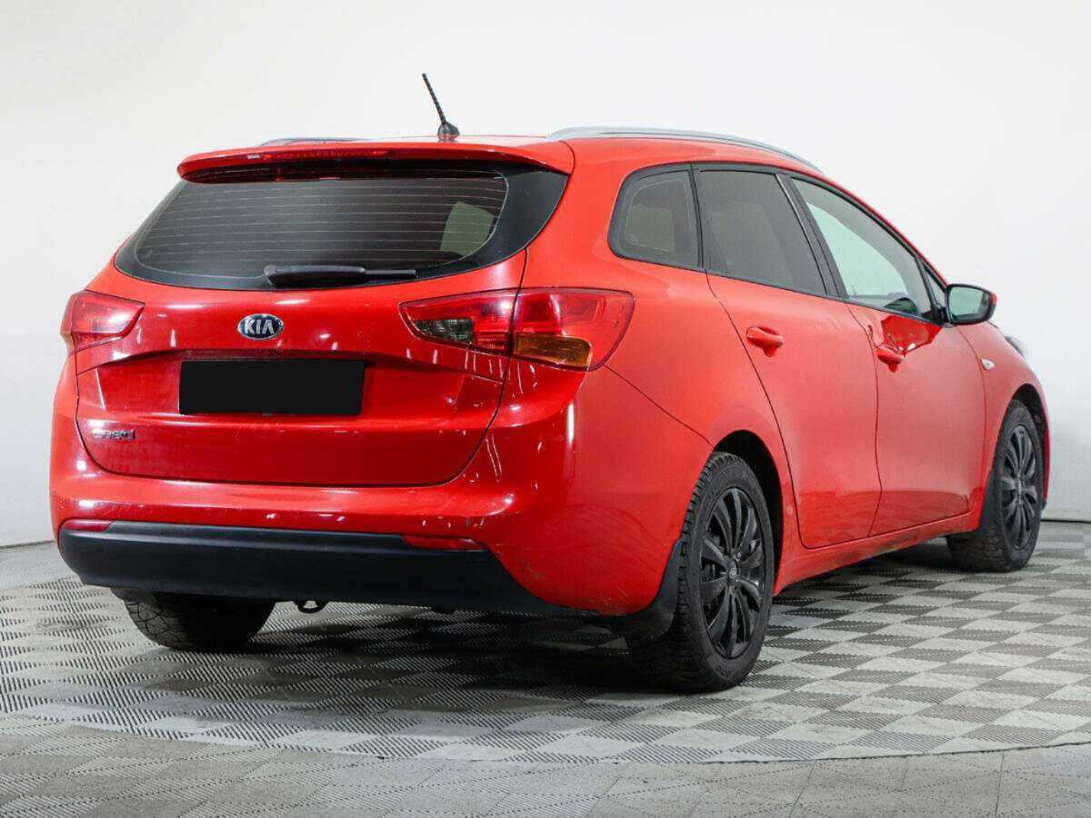 Kia Ceed с пробегом — 2015 год. Фото: #4