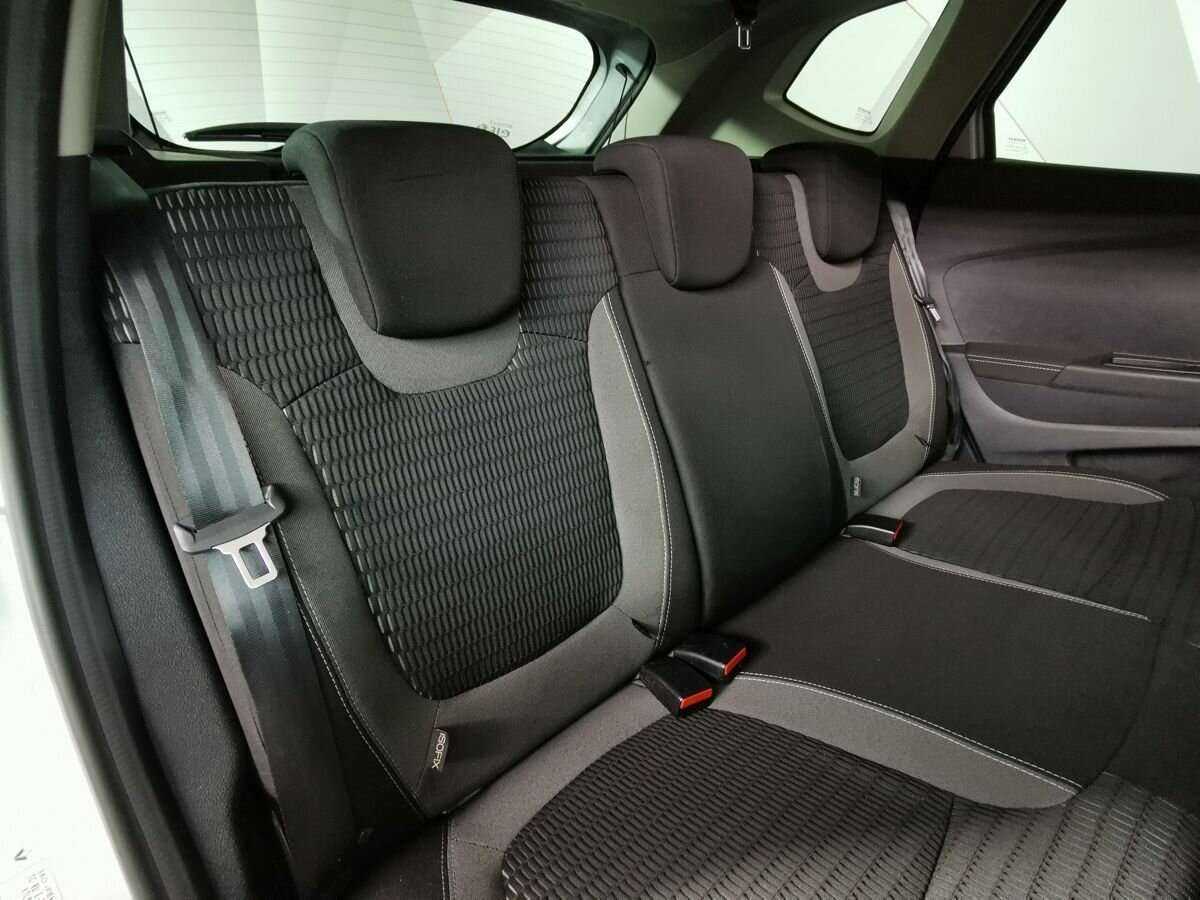 Renault Kaptur с пробегом — 2019 год. Фото: #12