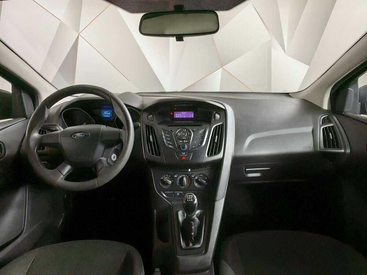 Ford Focus с пробегом — 2012 год. Фото: #9