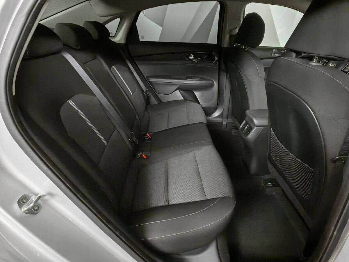 Kia Cerato с пробегом — 2019 год. Фото: #11
