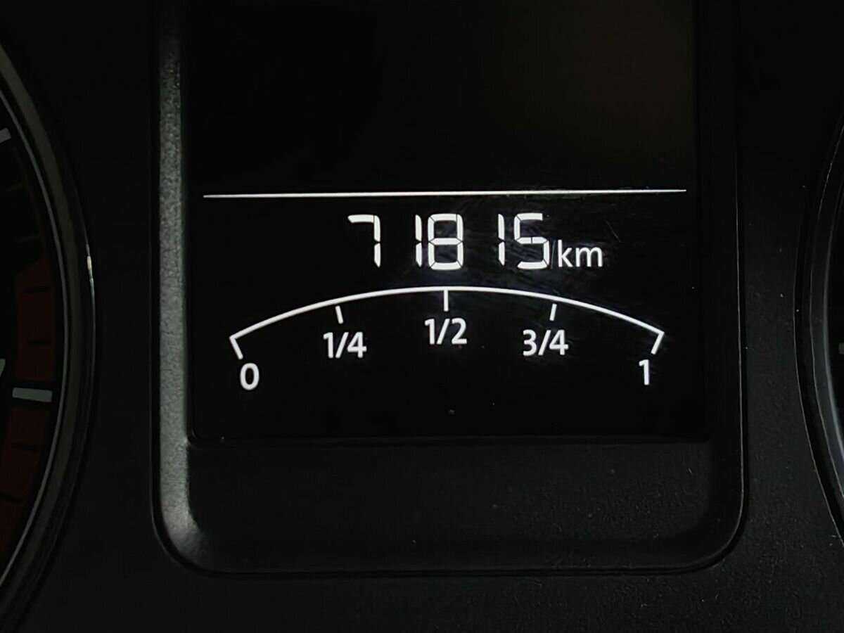 Volkswagen Polo с пробегом — 2018 год. Фото: #15