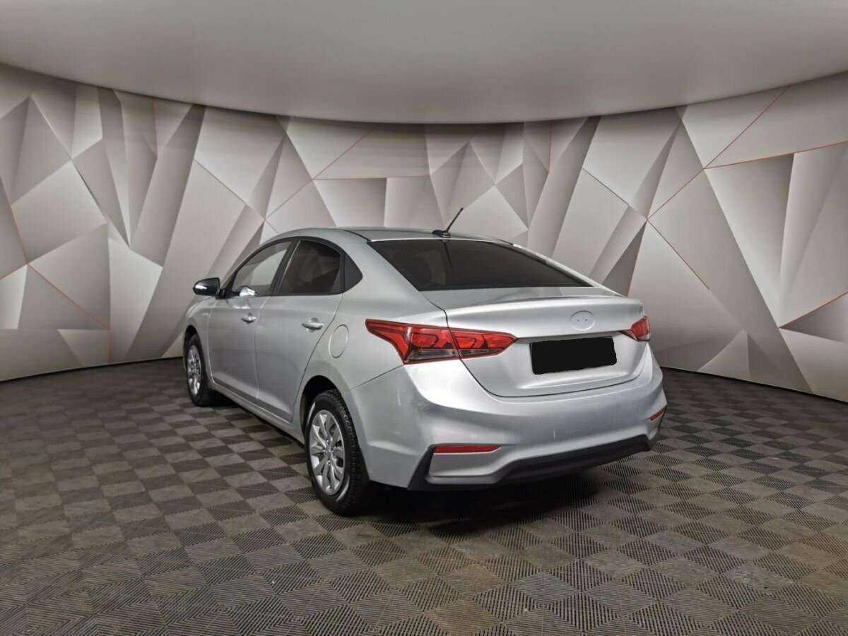 Hyundai Solaris с пробегом — 2018 год. Фото: #3