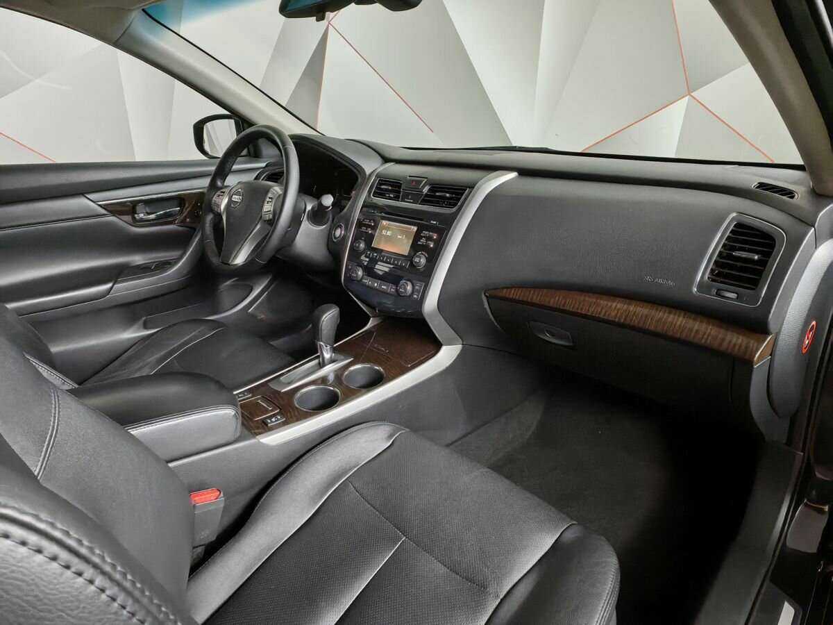 Nissan Teana с пробегом — 2014 год. Фото: #6