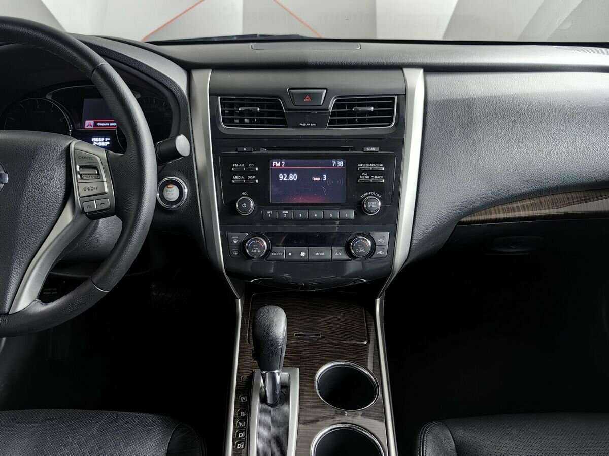 Nissan Teana с пробегом — 2014 год. Фото: #8