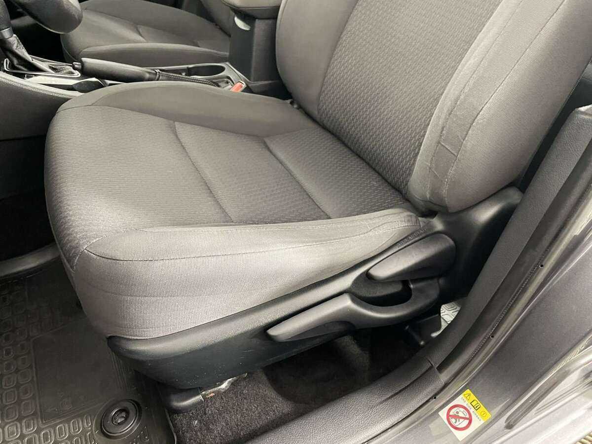 Toyota Corolla с пробегом — 2017 год. Фото: #9