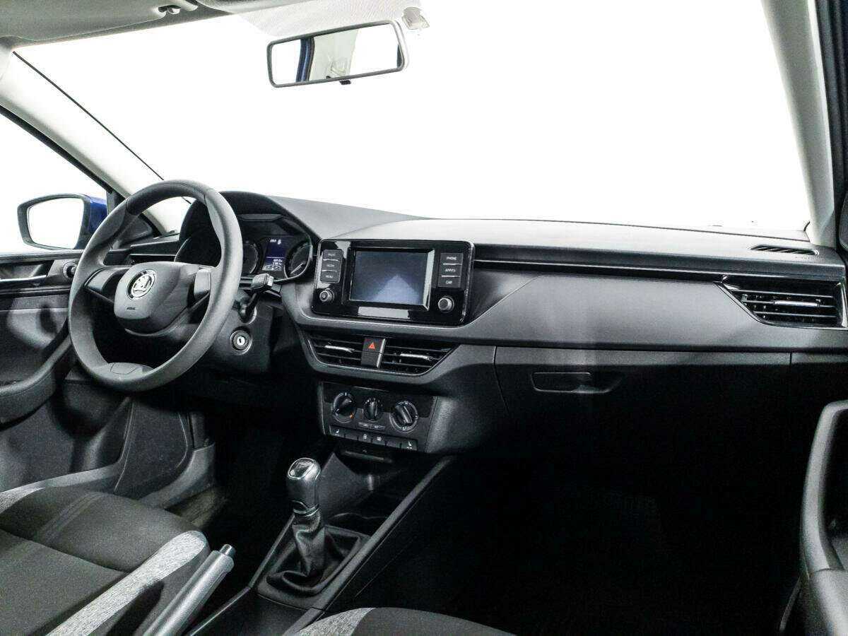Skoda Rapid с пробегом — 2021 год. Фото: #8