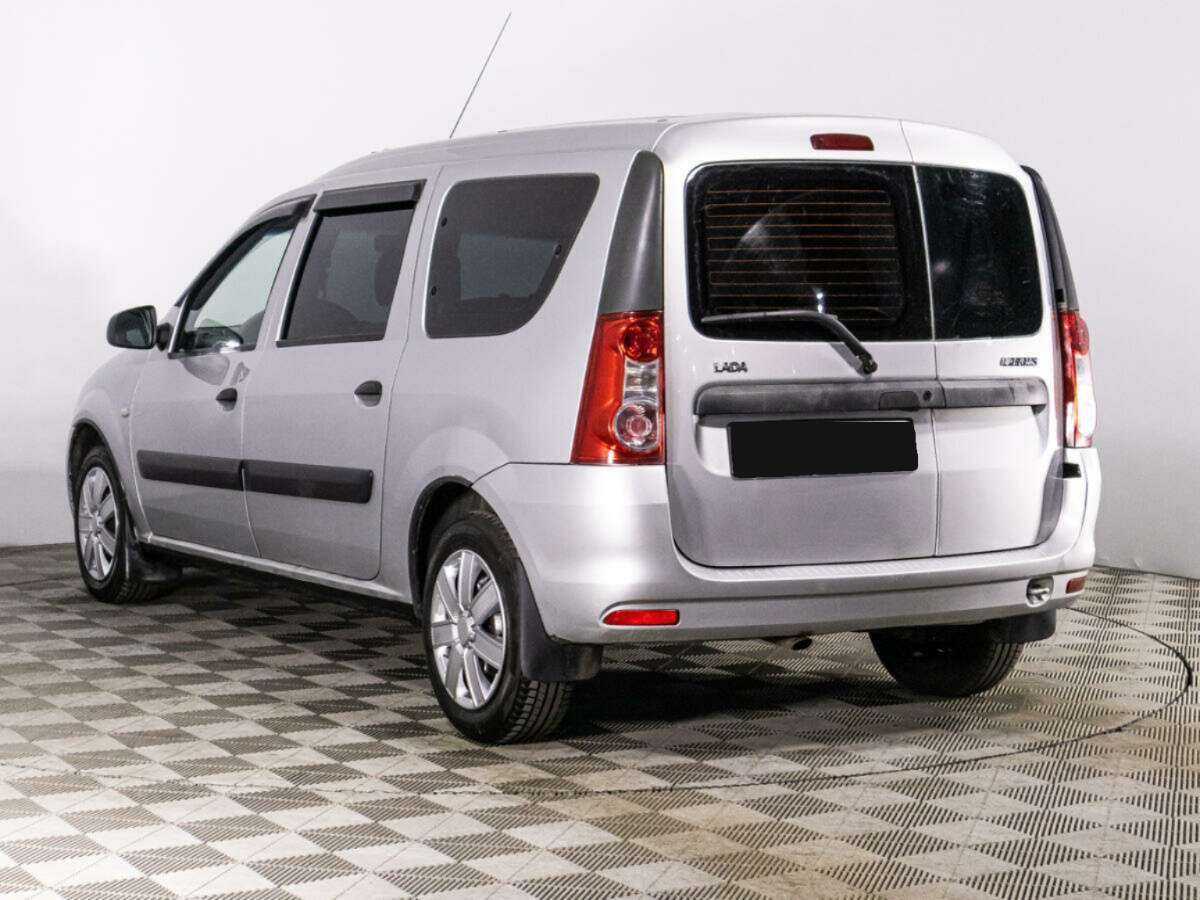 Lada (ВАЗ) Largus с пробегом — 2015 год. Фото: #6