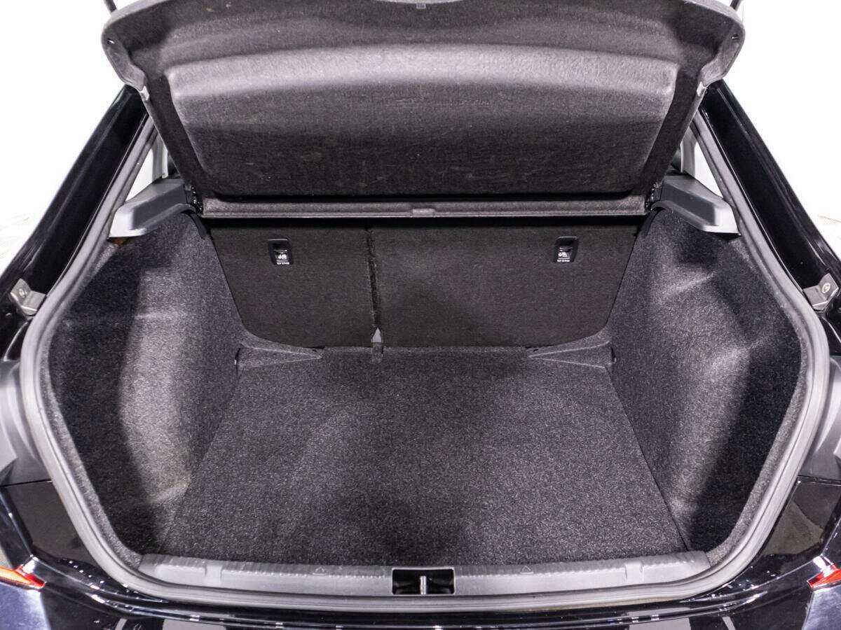 Volkswagen Polo с пробегом — 2021 год. Фото: #14