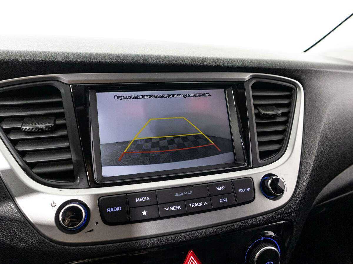 Hyundai Solaris с пробегом — 2018 год. Фото: #14