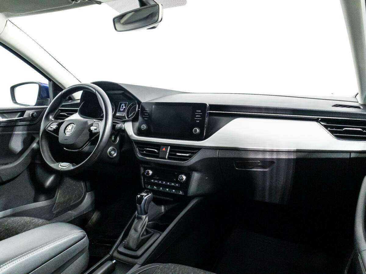Skoda Rapid с пробегом — 2020 год. Фото: #8