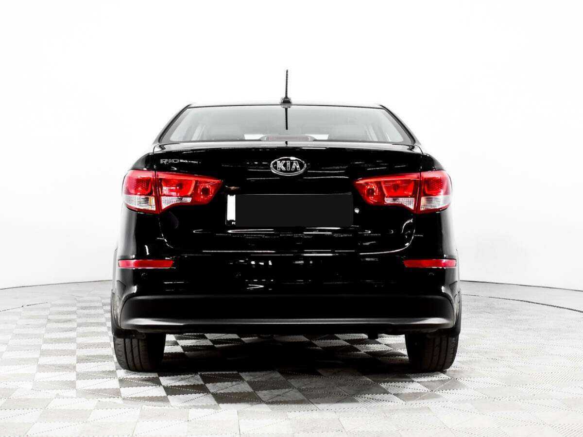 Kia Rio с пробегом — 2017 год. Фото: #5