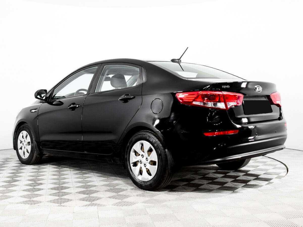 Kia Rio с пробегом — 2017 год. Фото: #6