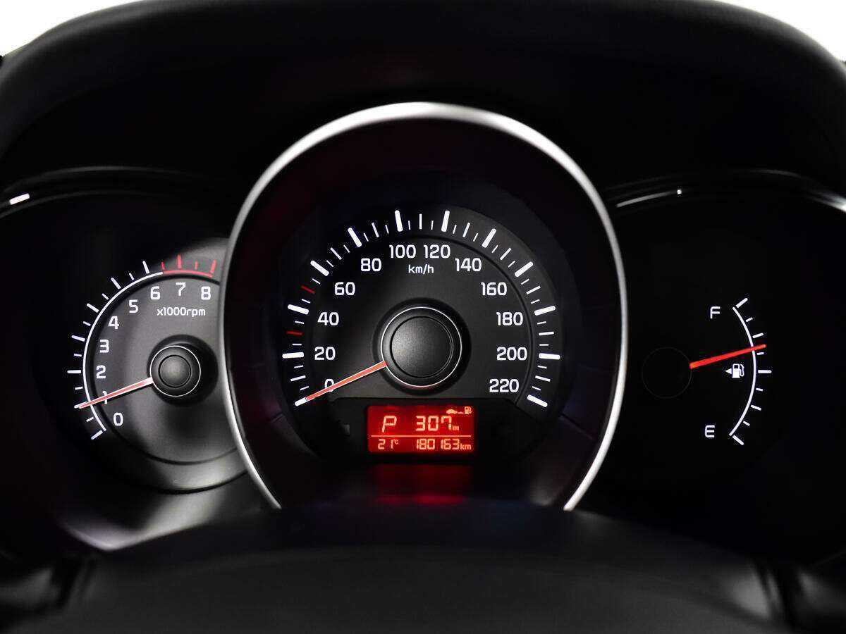 Kia Rio с пробегом — 2017 год. Фото: #10