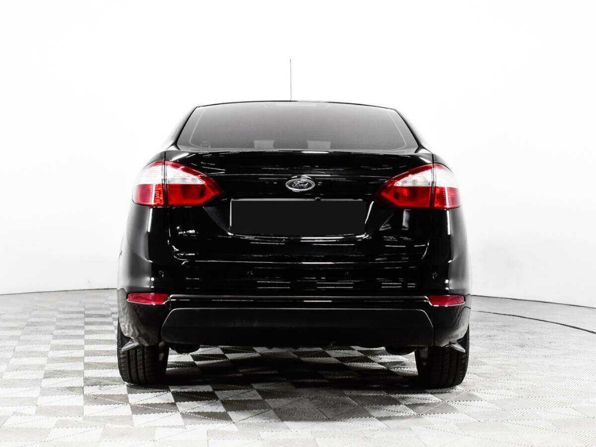Ford Fiesta с пробегом — 2016 год. Фото: #4