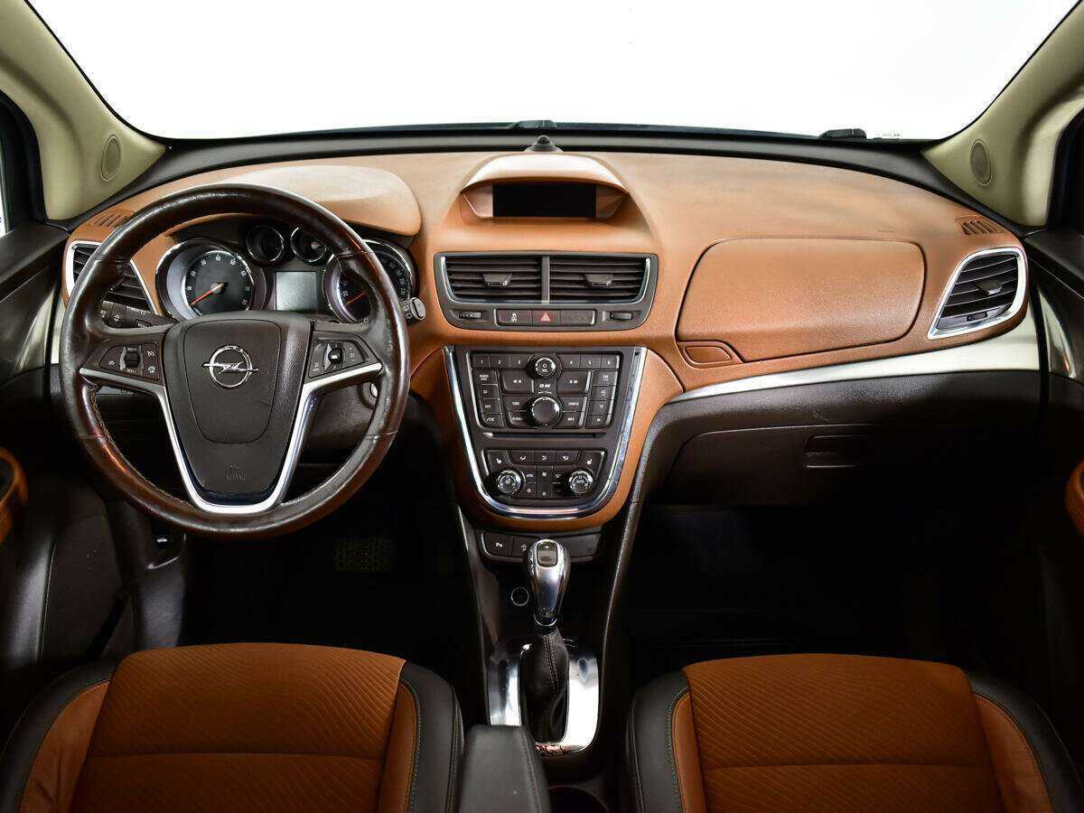 Opel Mokka с пробегом — 2013 год. Фото: #11