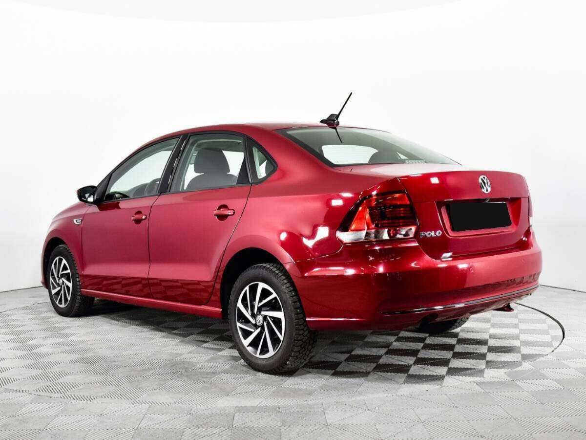 Volkswagen Polo с пробегом — 2018 год. Фото: #6