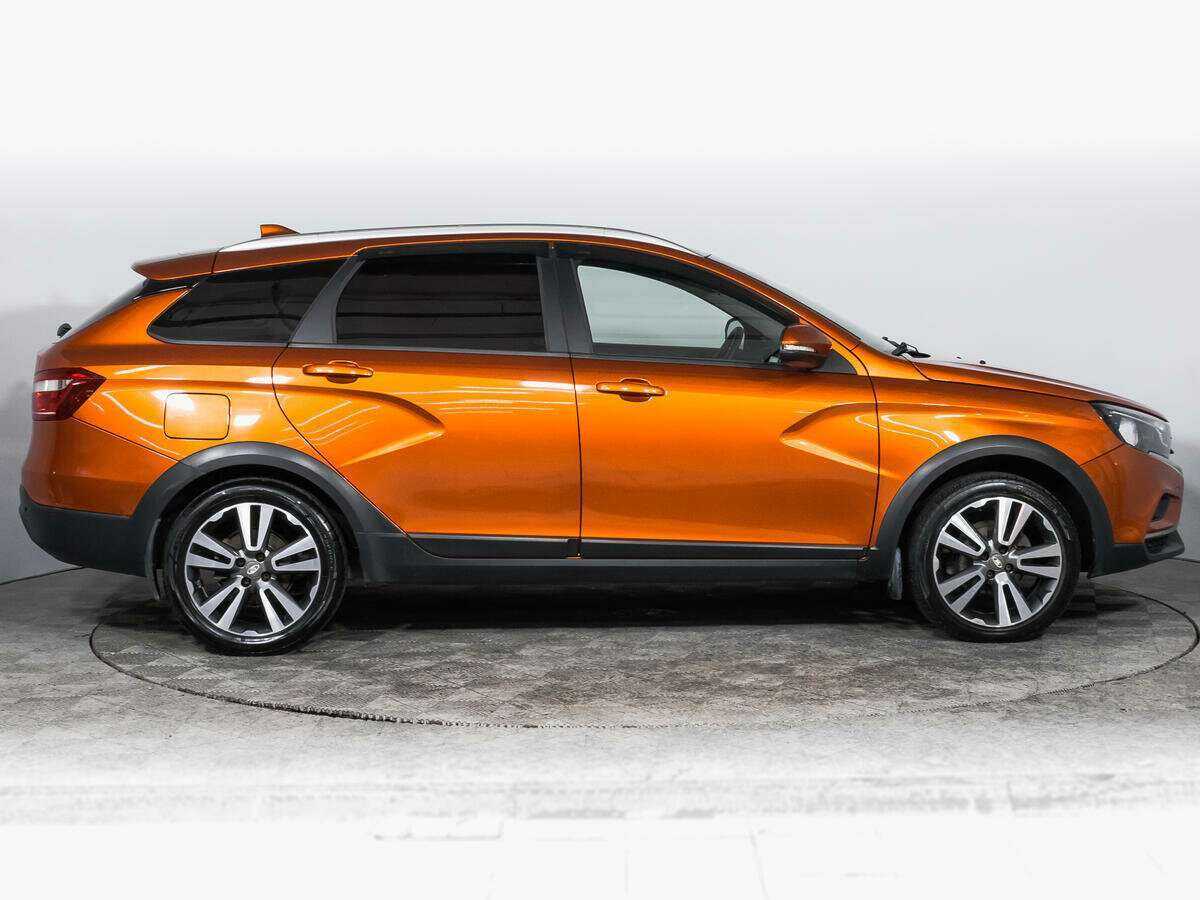 Lada (ВАЗ) Vesta с пробегом — 2018 год. Фото: #3