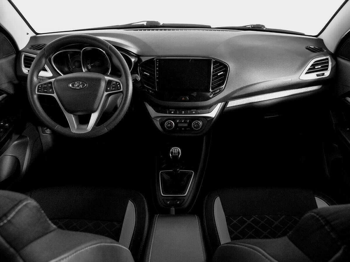 Lada (ВАЗ) Vesta с пробегом — 2018 год. Фото: #11