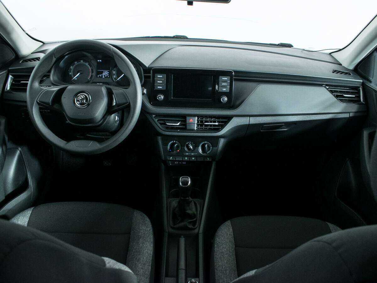 Skoda Rapid с пробегом — 2020 год. Фото: #11