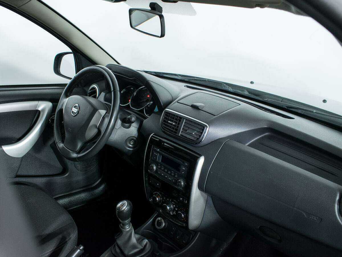 Nissan Terrano с пробегом — 2016 год. Фото: #8