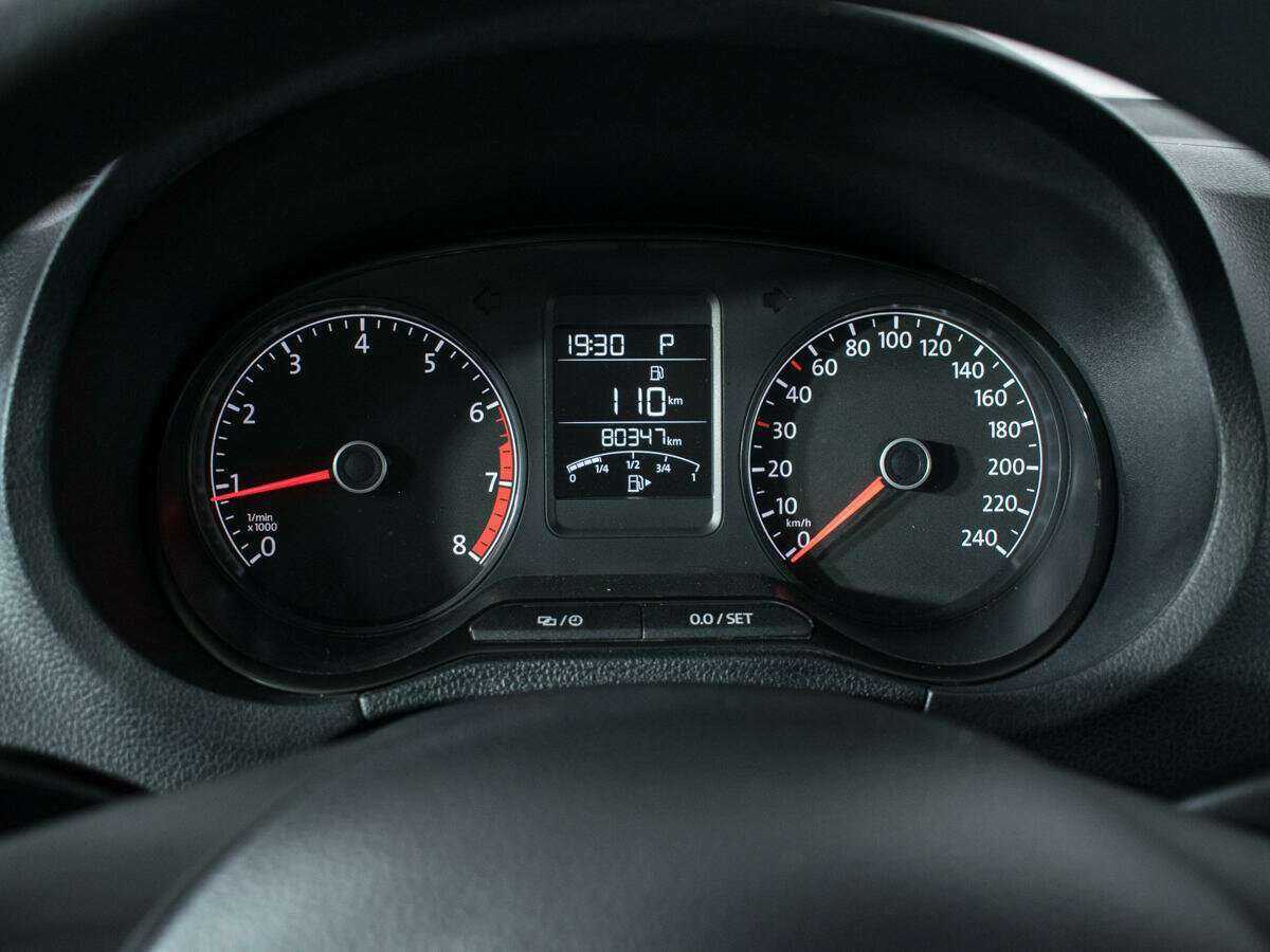 Volkswagen Polo с пробегом — 2019 год. Фото: #10