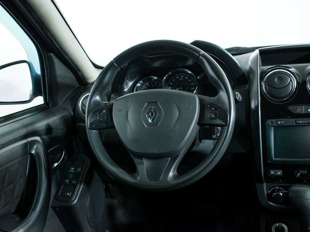 Renault Duster с пробегом — 2016 год. Фото: #13