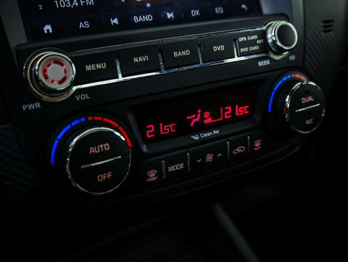 Kia Cerato с пробегом — 2015 год. Фото: #12