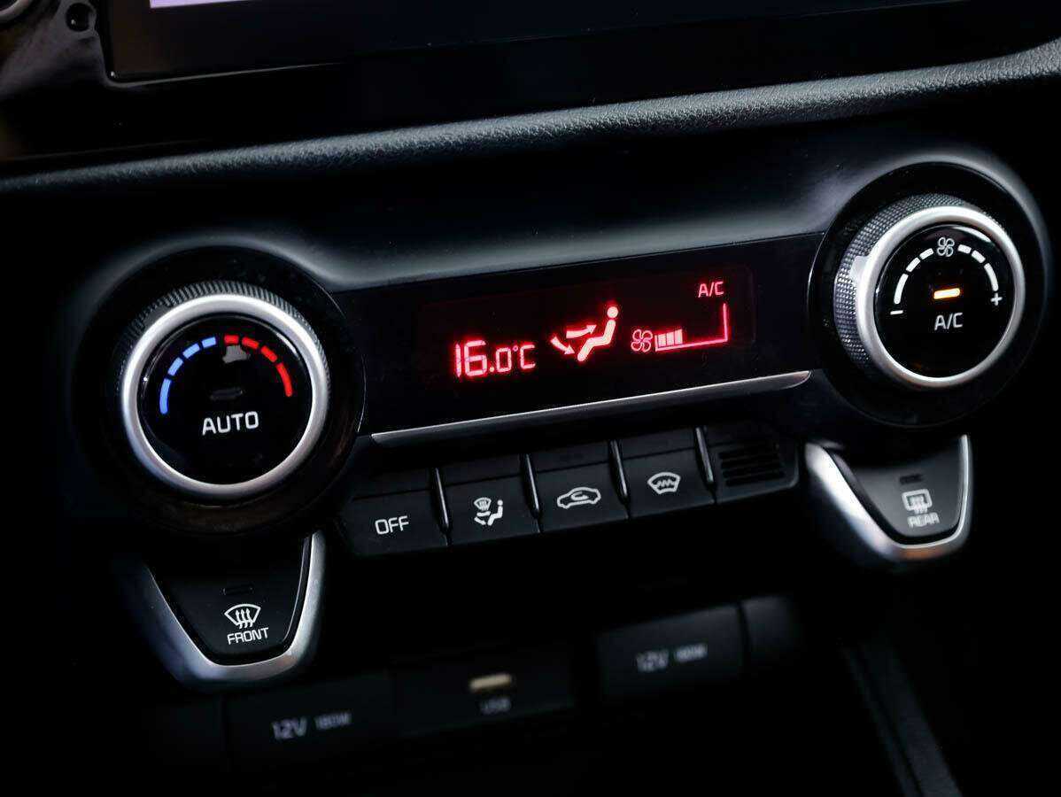 Купить Киа Рио, 2021, 42 442 км.. Фото: #17