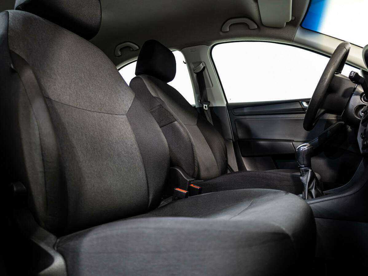 Skoda Rapid с пробегом — 2018 год. Фото: #9