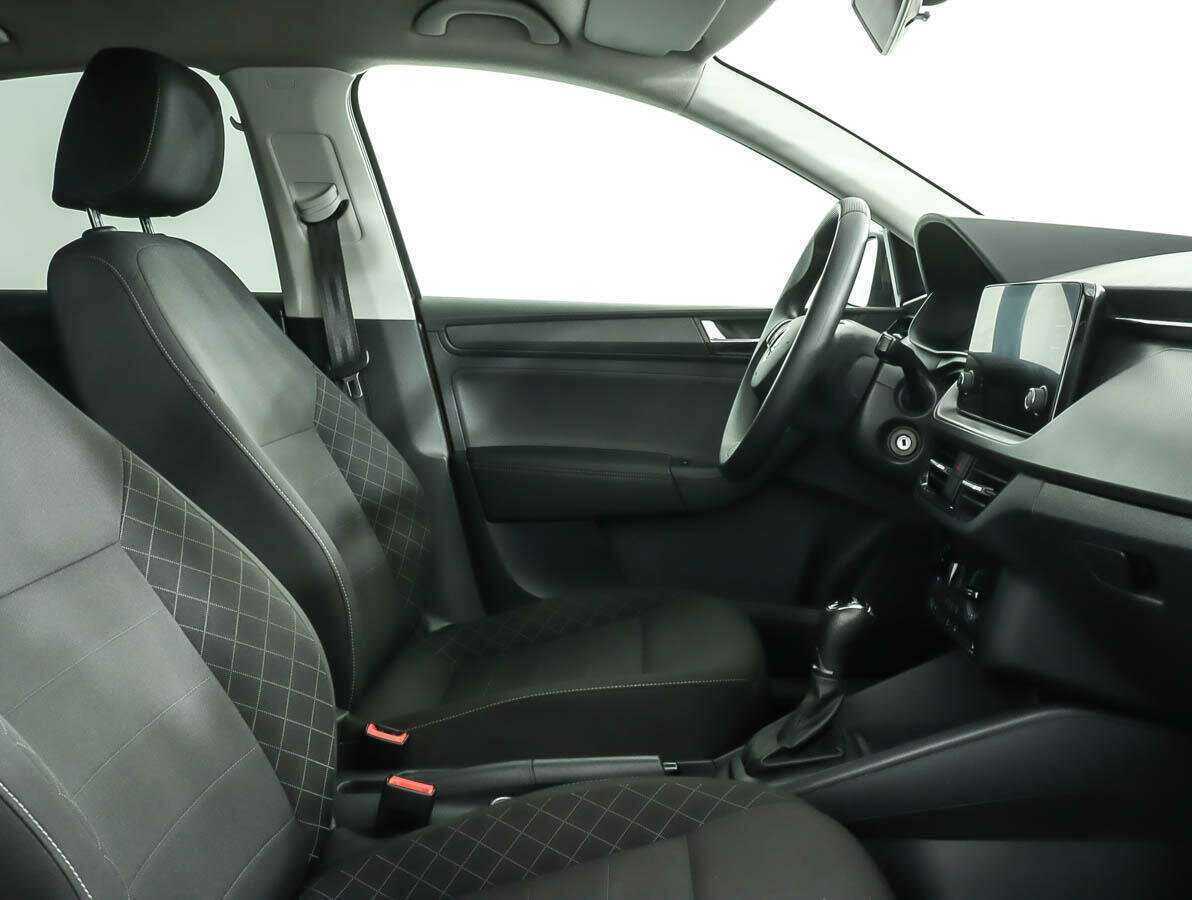 Skoda Rapid с пробегом — 2020 год. Фото: #7