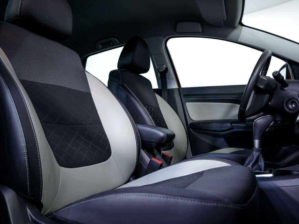 Lada (ВАЗ) Vesta с пробегом — 2020 год. Фото: #9