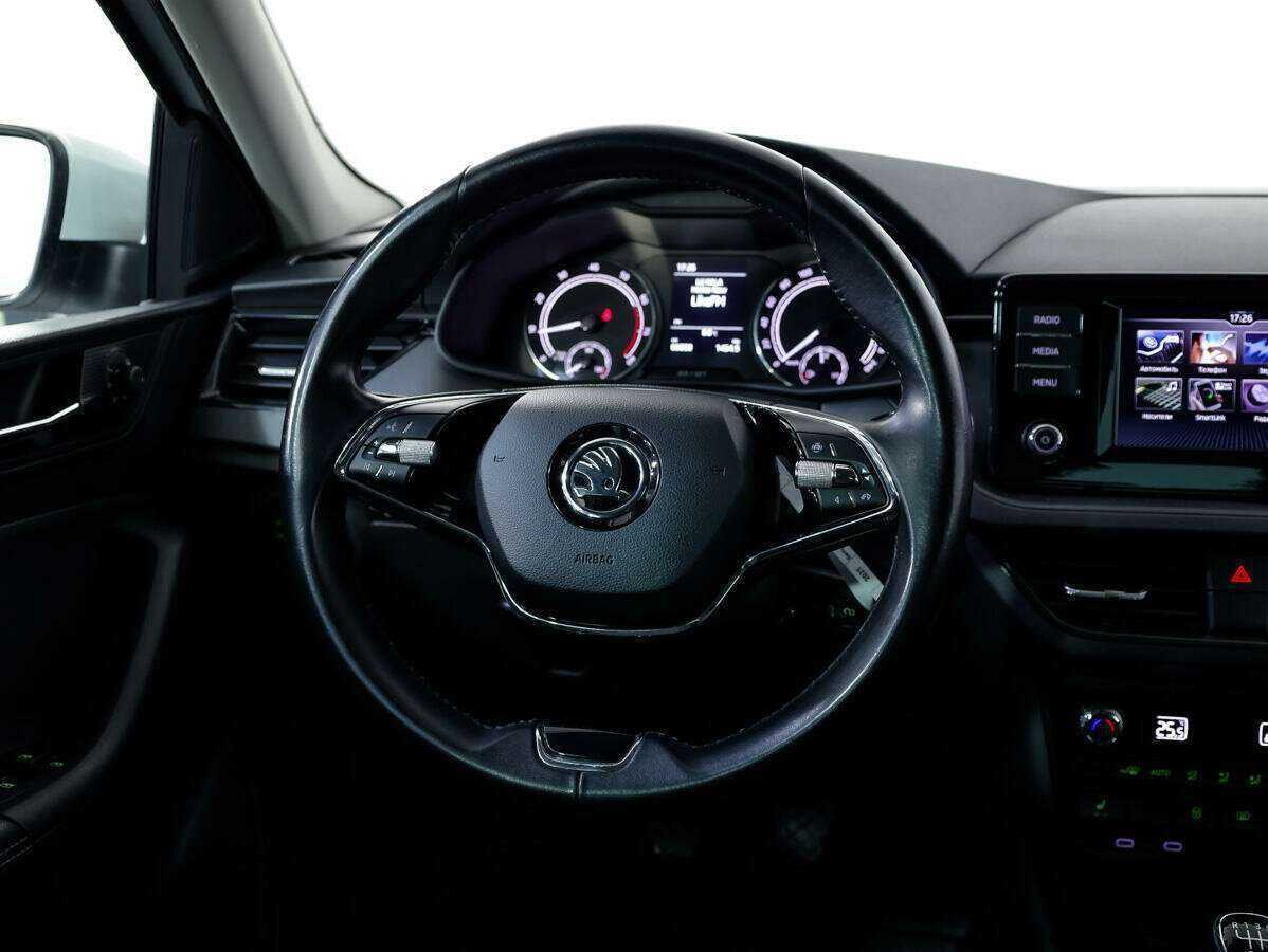 Skoda Rapid с пробегом — 2021 год. Фото: #9