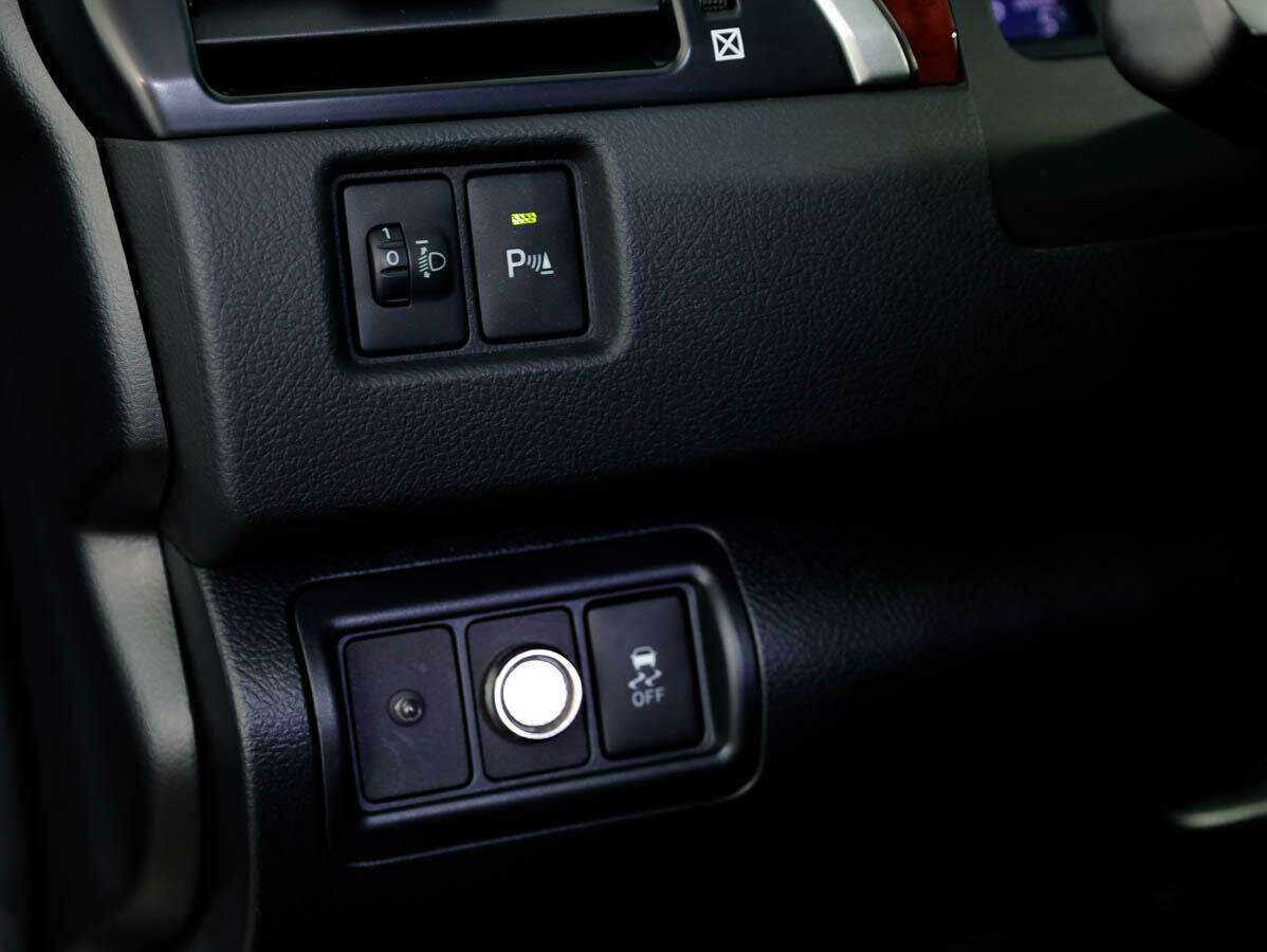 Toyota Camry с пробегом — 2013 год. Фото: #21