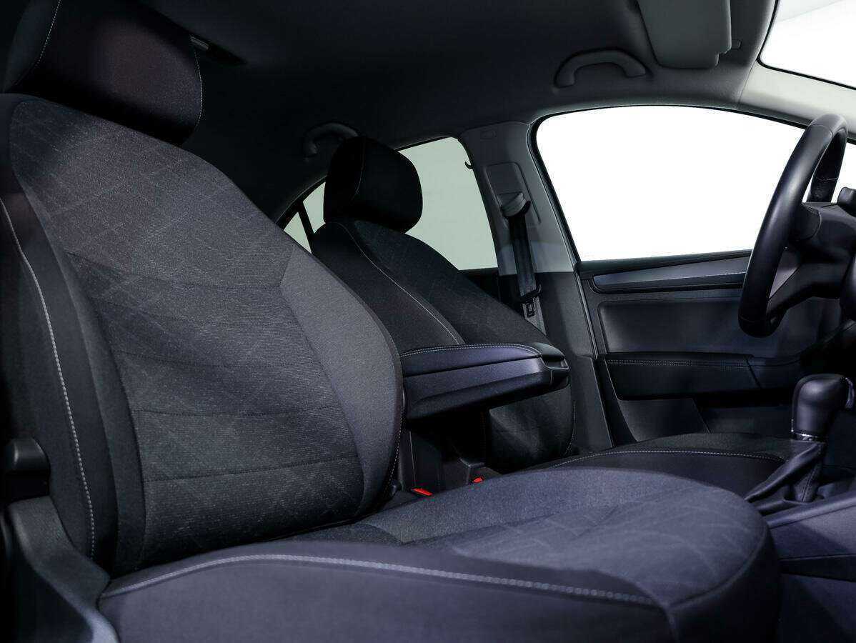 Volkswagen Polo с пробегом — 2020 год. Фото: #10