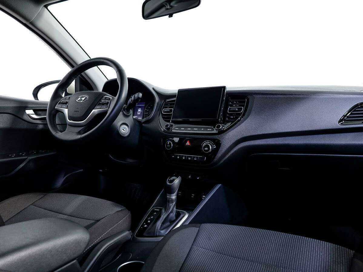 Hyundai Solaris с пробегом — 2020 год. Фото: #7