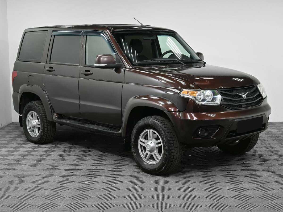 УАЗ Patriot с пробегом — 2015 год. Фото: #2