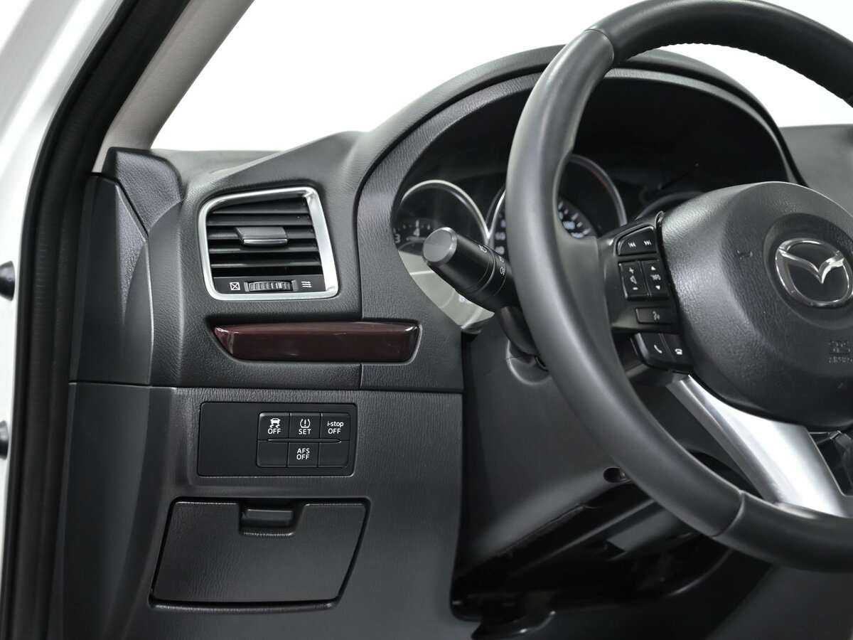 Mazda 6 с пробегом — 2014 год. Фото: #12