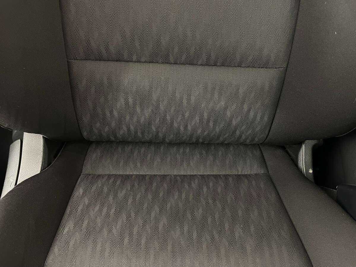 Kia Cerato с пробегом — 2015 год. Фото: #22