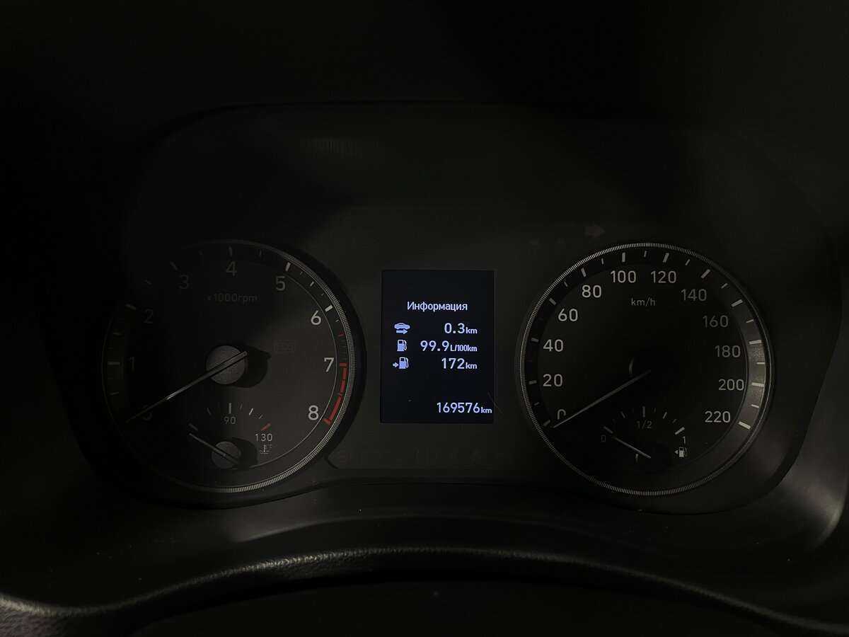 Hyundai Solaris с пробегом — 2017 год. Фото: #11