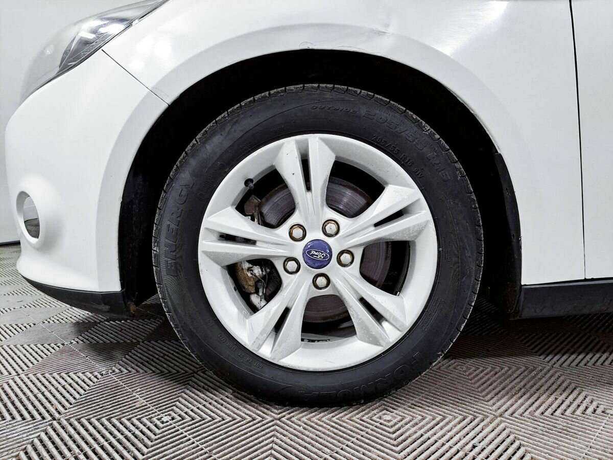 Ford Focus с пробегом — 2012 год. Фото: #16