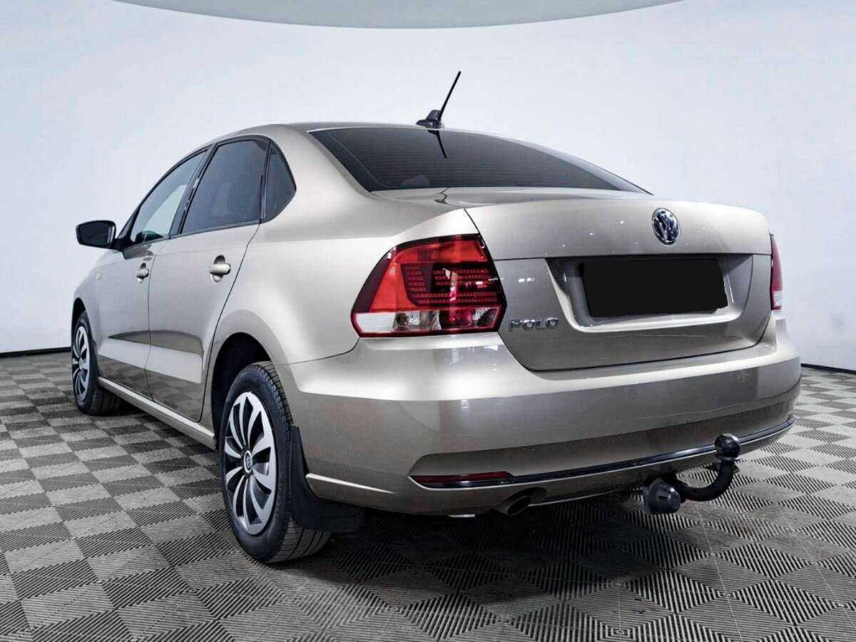 Volkswagen Polo с пробегом — 2018 год. Фото: #5