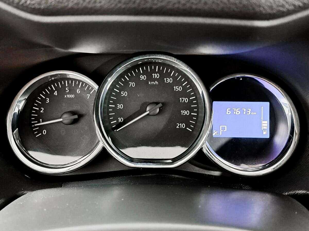 Nissan Terrano с пробегом — 2017 год. Фото: #6