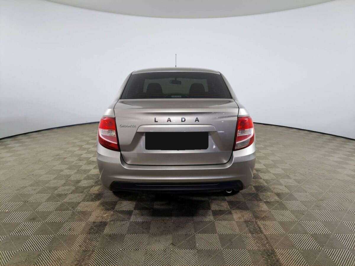 Lada (ВАЗ) Granta с пробегом — 2020 год. Фото: #5