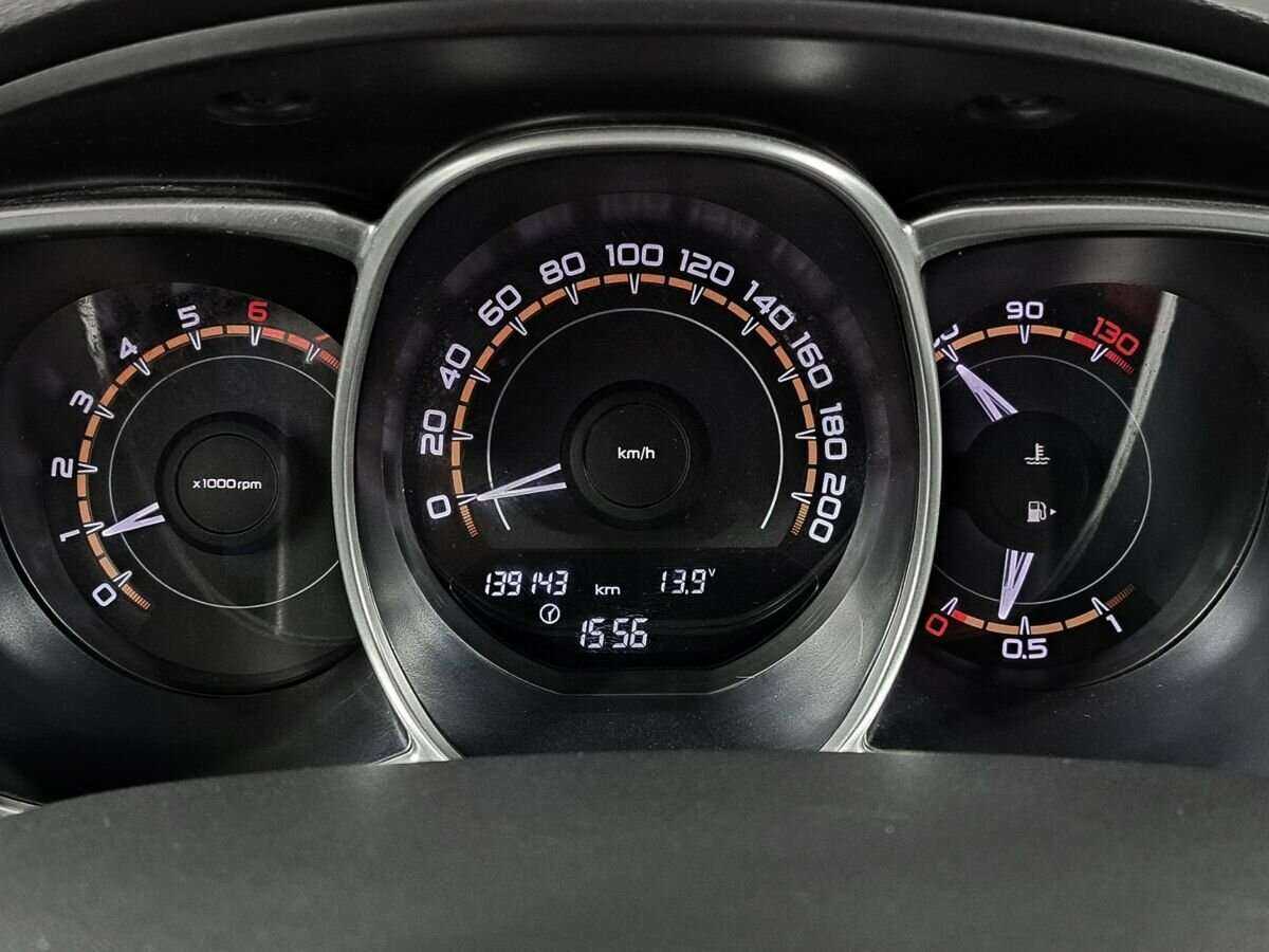 Lada (ВАЗ) Vesta с пробегом — 2018 год. Фото: #10