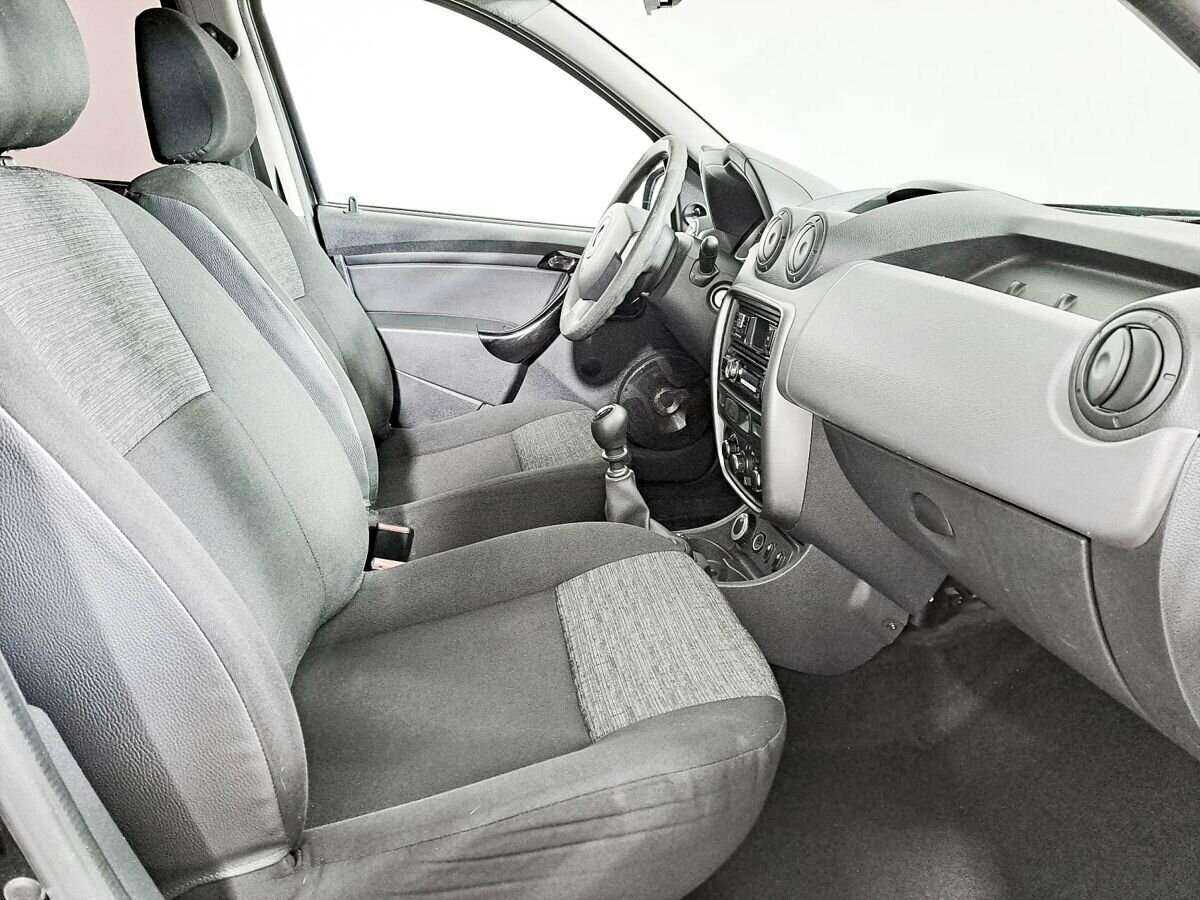 Renault Duster с пробегом — 2012 год. Фото: #8