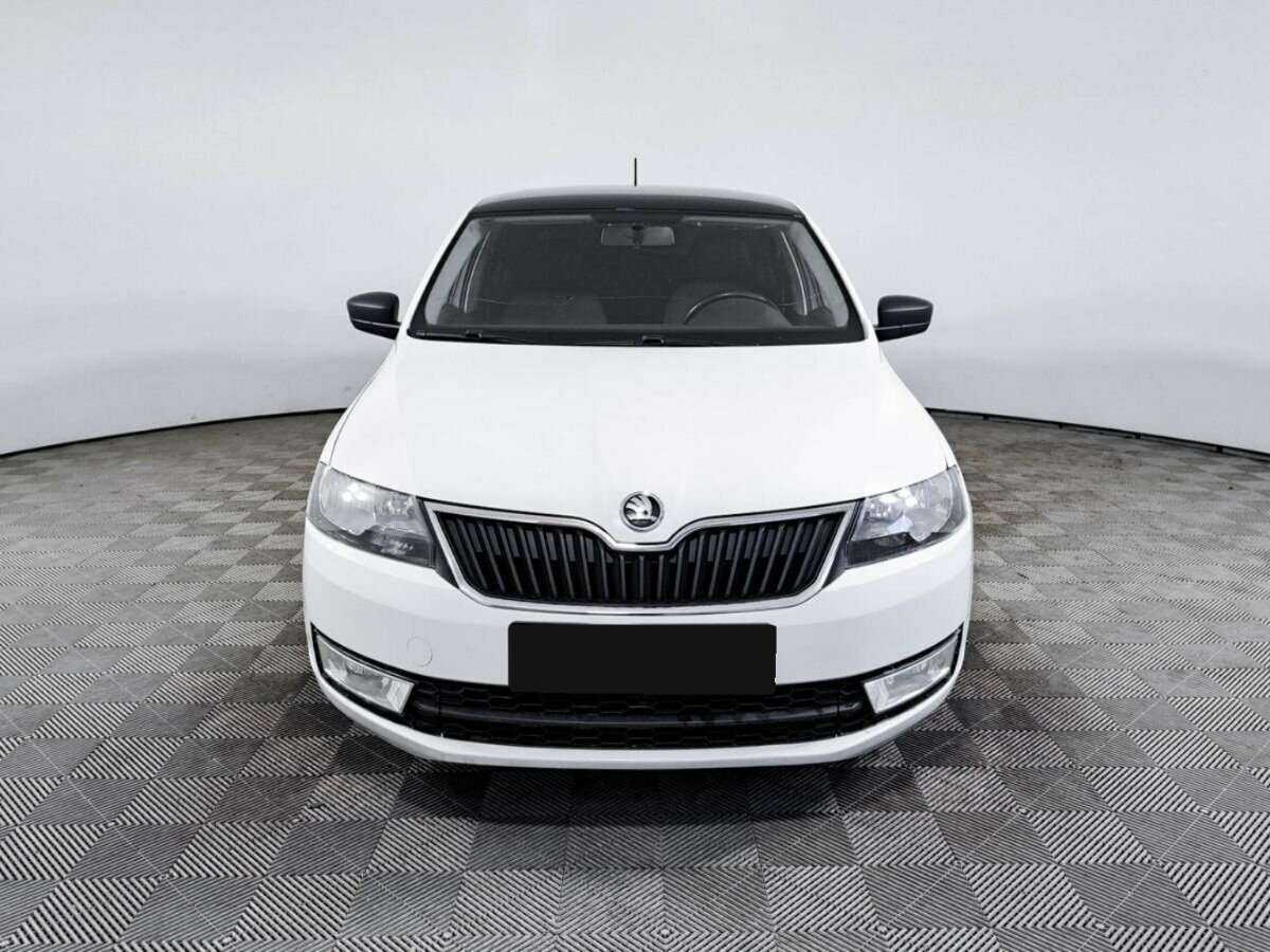 Skoda Rapid с пробегом — 2017 год. Фото: #1